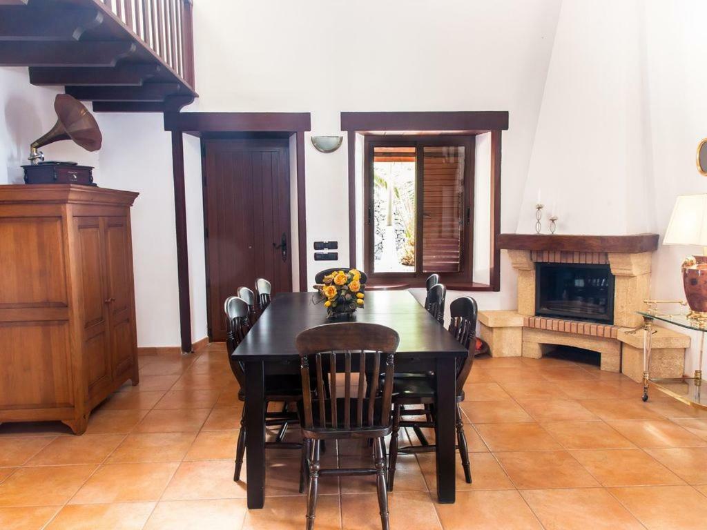 Las Moraditas, Chalet Con Piscina Privada アデヘ エクステリア 写真